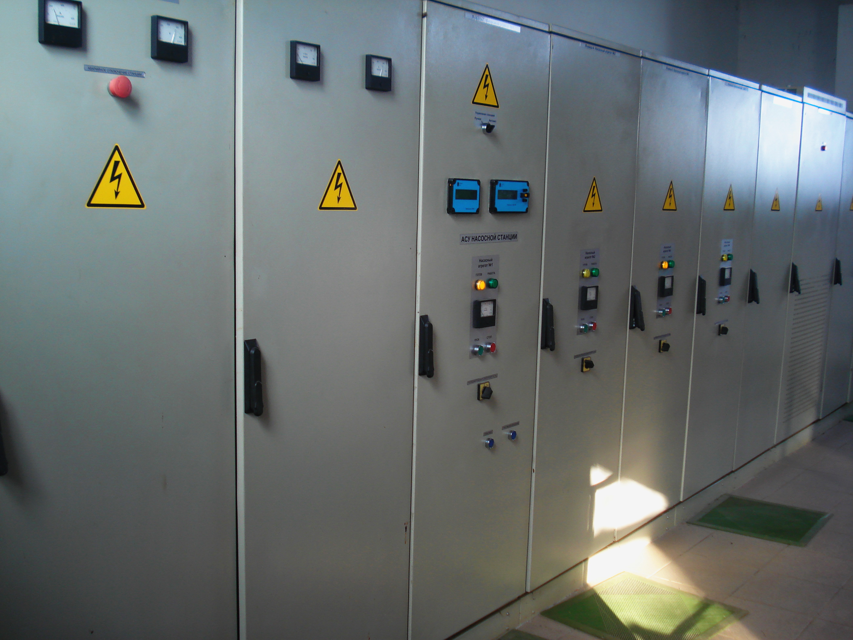 Панель автоматичної системи управління насосної станції